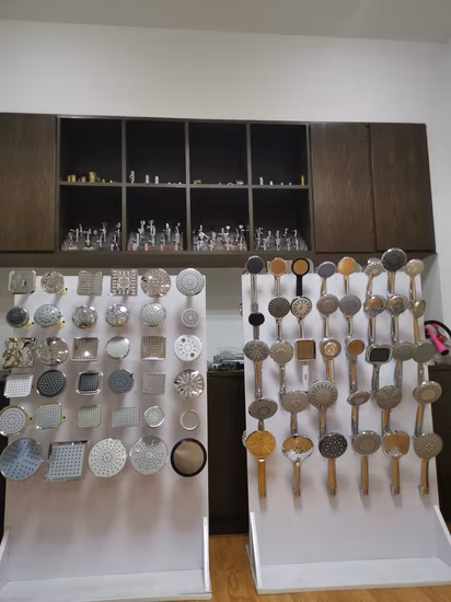 Louças sanitárias acessórios do banheiro torneira do chuveiro torneira do chuveiro/conjunto de chuveiro/cabeça de chuveiro/chuveiro